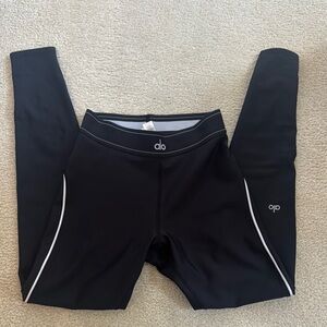 Alo airlift suit up Black Leggings with White Trim M